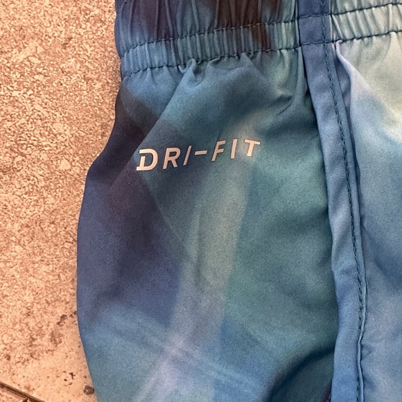 Nike Dri-fit modern tempo running shorts - Picture 6 of 7